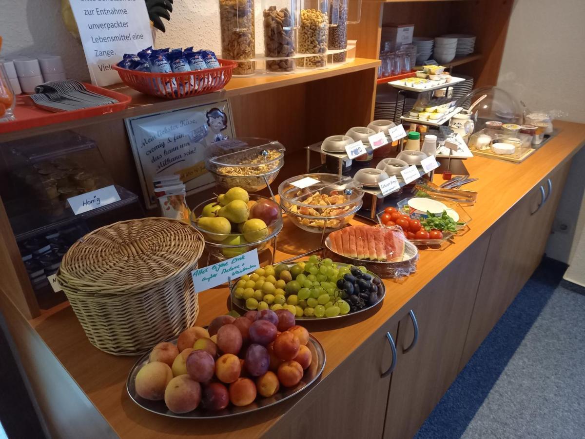 Hotel Am Hohen Schwarm Saalfeld Saale Luaran gambar