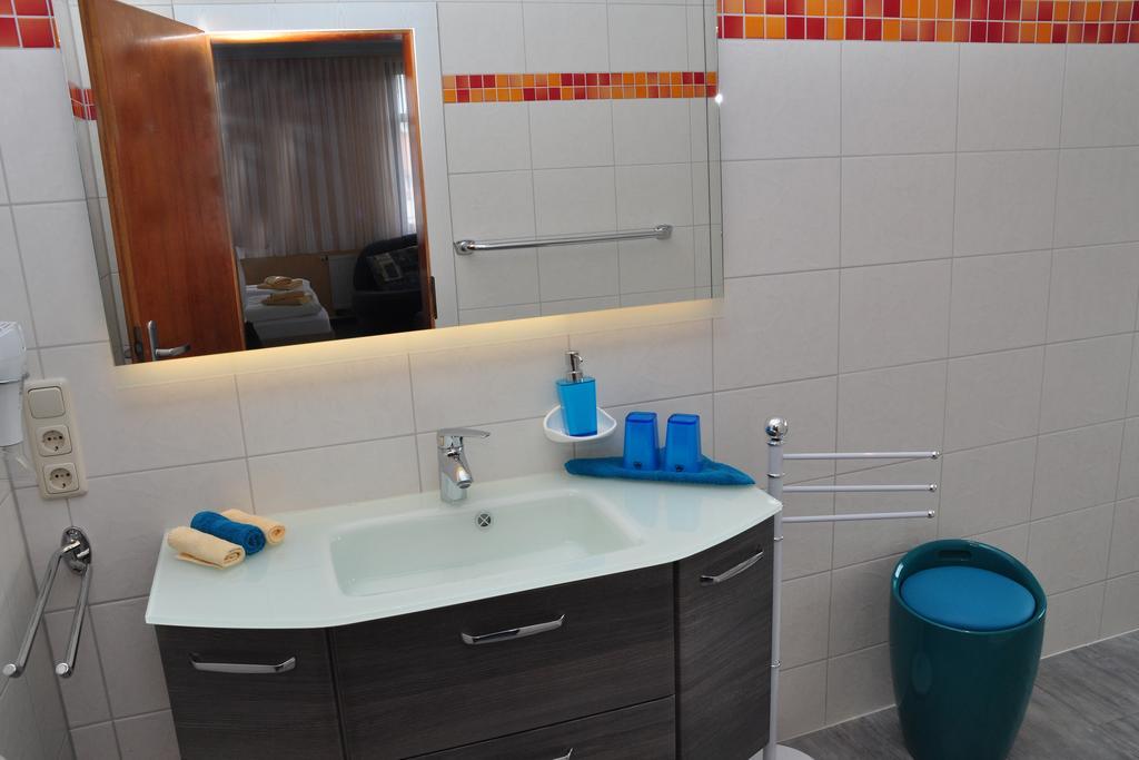 Hotel Am Hohen Schwarm Saalfeld Saale Luaran gambar